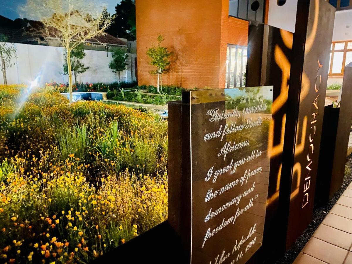Sanctuary Mandela Hotell Johannesburg Eksteriør bilde
